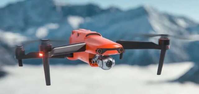 Украинским защитникам на фронт нужно два дрона: волонтер попросила помощи