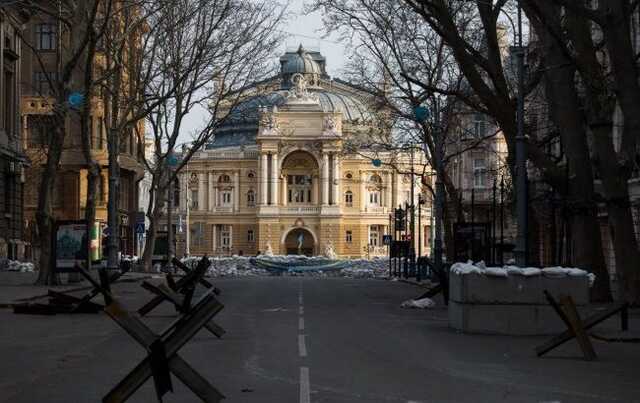 В Одессе снова раздались взрывы: поднялось облако дыма