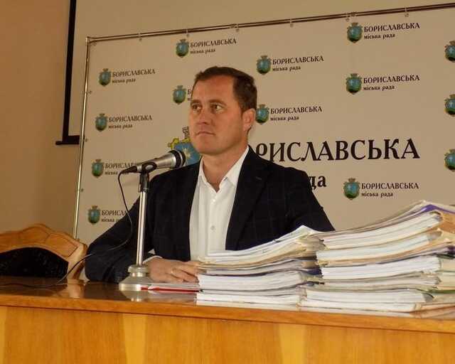 Мэр Борислава призвал не обслуживать переселенцев на русском языке