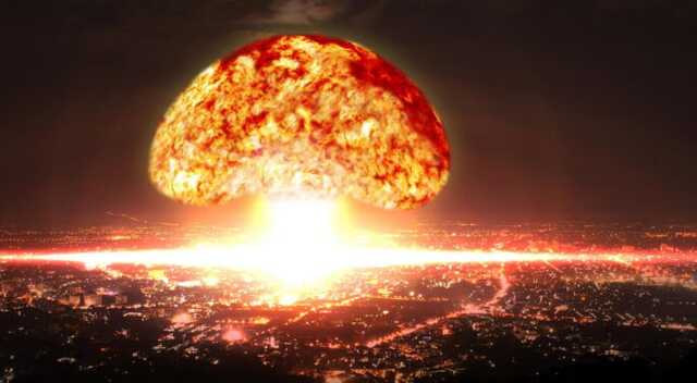 "Один "Сармат" – и все": как и зачем пропаганда готовит россиян к ядерной войне