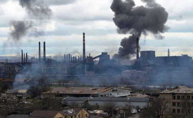 Украина договаривается с Россией об эвакуации с "Азовстали" медиков, раненых и мирных бойцов