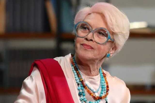 "Крым всегда был наш": звезда "Служебного романа" одобрила действия России