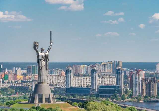 В Киеве возобновили работу 38 посольств: полный перечень