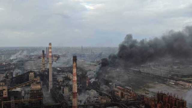 Офис генпрокурора открыл дело из-за обстрела "Азовстали" фосфорными снарядами