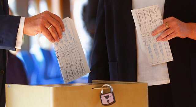 Партия Шольца проиграла выборы в самой населенной земле Германии