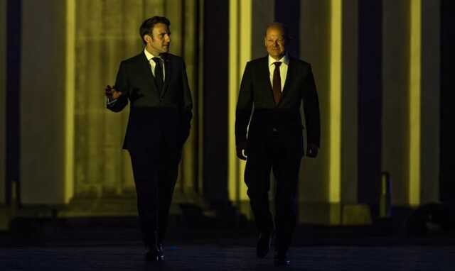 Politico:      EC   - 