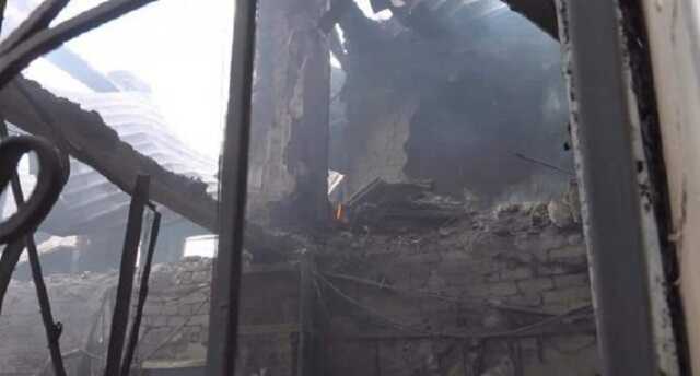 Гайдай показал последствия ударов врага по Лисичанску: видео бомбоубежища, где прятались люди