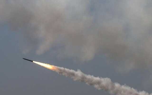 На рассвете РФ нанесла ракетные удары по нескольким городам Украины