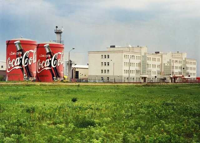 Coca-Cola возобновила производство на заводе в Киевской области