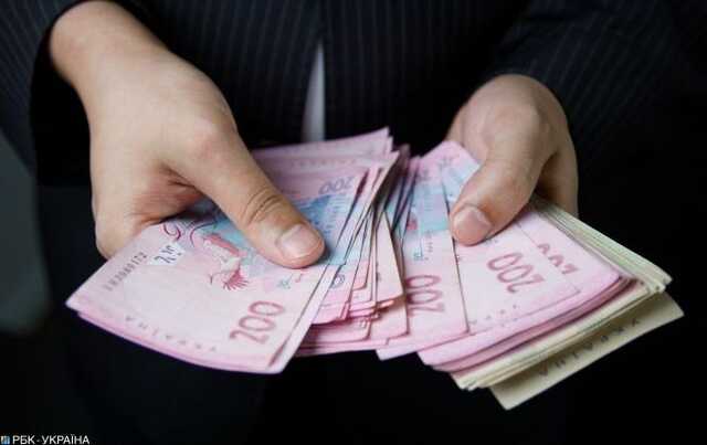 Расширен список украинцев, которые смогут получать выплаты от государства