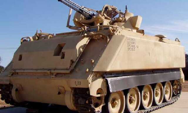 Австралия предоставит Украине более 30 бронетранспортеров