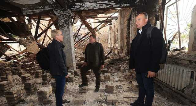 Мэр немецкого Борна пообещала восстановить разрушенный оккупантами лицей в Ирпене