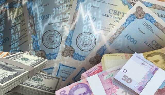 О долгах, откатах и парадоксах — эксперт