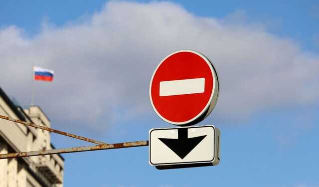 Российские олигархи лишились доступа к яхтам и виллам на 10 млрд евро