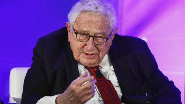 Екс-держсекретар США заявив, що Київ повинен піти на поступки РФ – у Зеленського відповіли