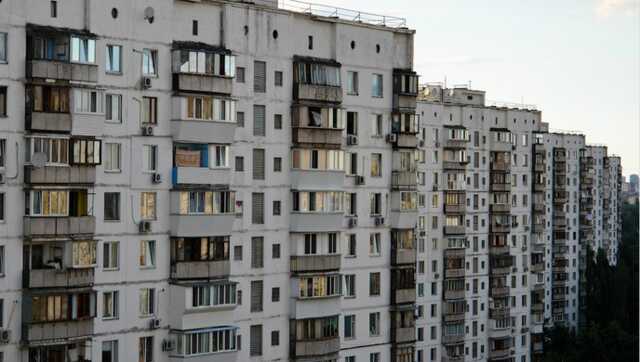 Зеленский предлагает убрать панельные дома по всей Украине