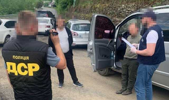 В Закарпатье служащий лесхоза торговал древесиной