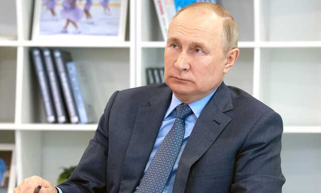 Путин разрушил экономику РФ войной: "страна превратится в осажденный военный лагерь"