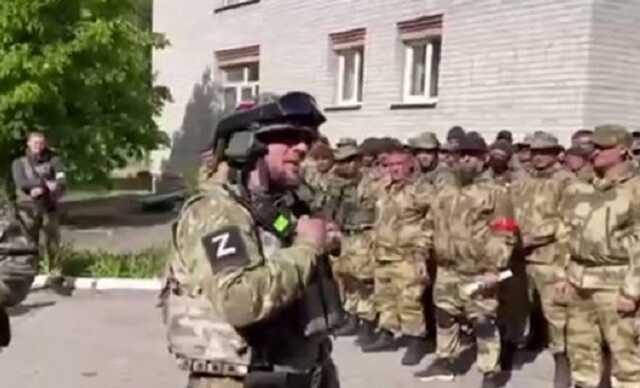 Тиктокеры наносят удар: появилось очередное видео "геройств" кадыровцев в Украине