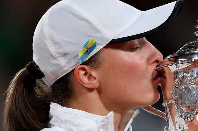 "Украинцы, оставайтесь сильными!" Первая ракета мира выиграла Roland Garros и поддержала Украину
