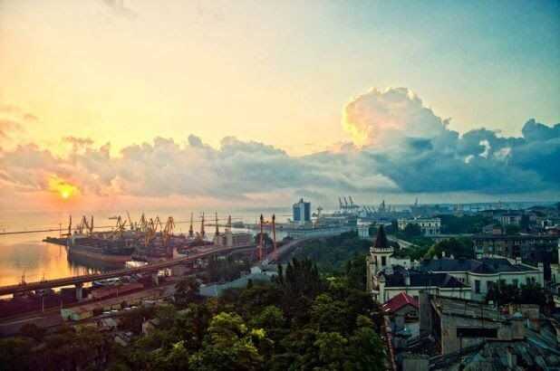 В Одессе снова прогремели мощные взрывы