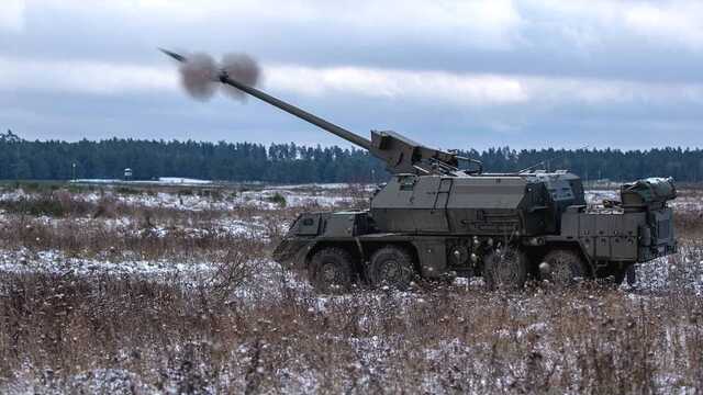 Своя армия подождет: Словакия приняла решение по гаубицам для ВСУ