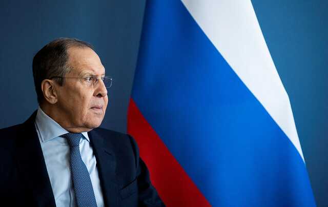 Глава МИД Черногории предложил Лаврову доехать до Сербии на поезде