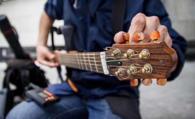 В еще одном городе Украины запретили петь на улицах на русском языке