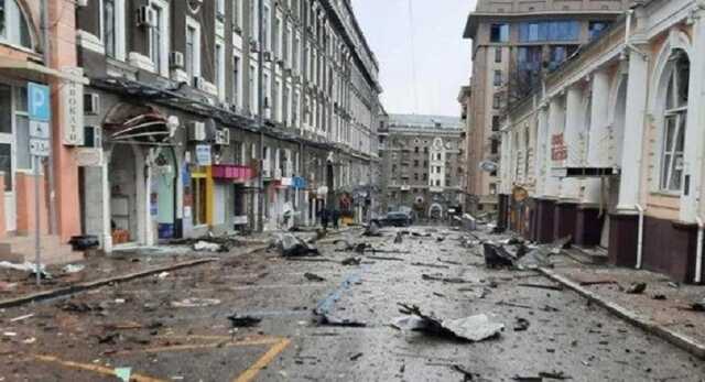 Оккупанты обстреляли Харьков: вспыхнул пожар