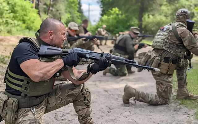 Росіяни готуються до форсування річок, розгортають додаткову артилерію та "Точки-У", –Генштаб