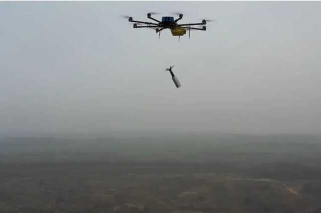 Дрон уничтожает "броню" оккупантов