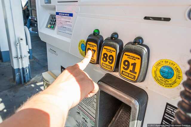 Цены на бензин в США достигли рекордного уровня