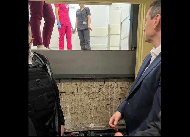 Немецкий министр здравоохранения застрял в лифте с Ляшко в украинской клинике