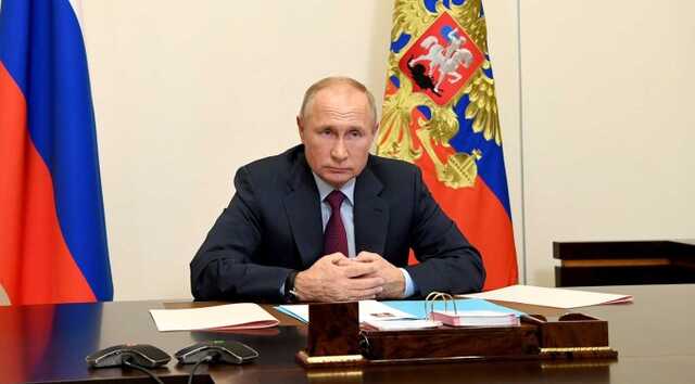 Жданов назвал нового кандидата на место Путина