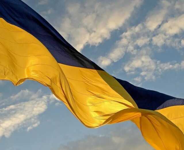 Партизаны запустили в небо над захваченной Херсонщиной флаг Украины