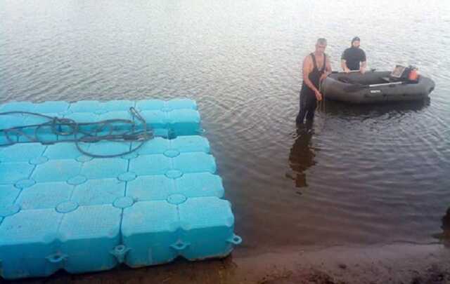 На Кіровоградщині авто влетіло у ставок: загинули дві жінки та дитина