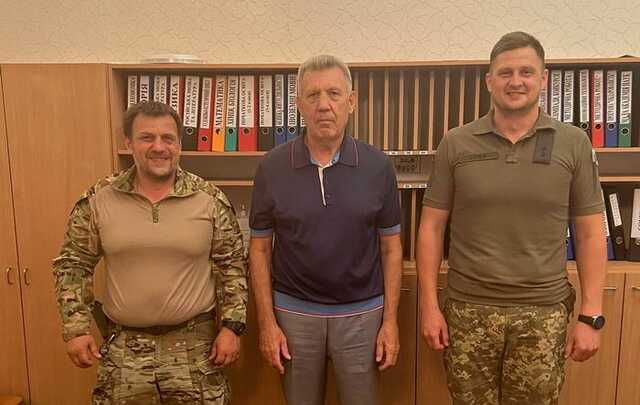 Экс-нардеп Кивалов помогает обвиняемому в рэкете