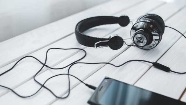 Рада поддержал запрет российской музыки в общественных местах