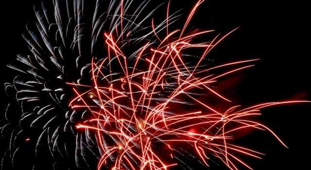 Під Одесою під час повітряної тривоги запустили салюти