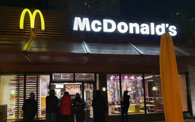 Украина убеждает McDonald’s вернуться к работе: заявление Кулебы