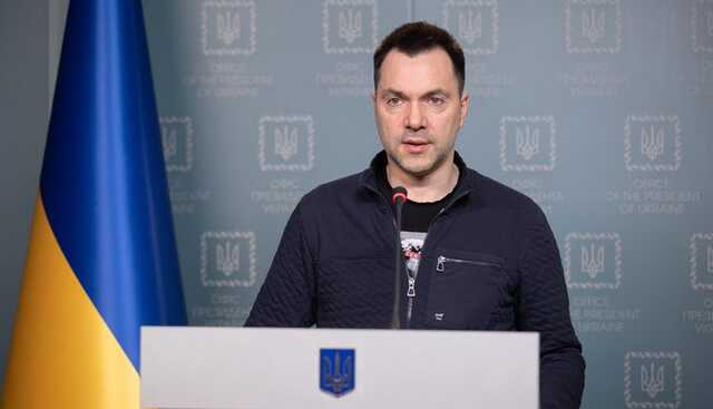 При освобождении Херсона живущих в городе оккупантов будут расстреливать, - Арестович