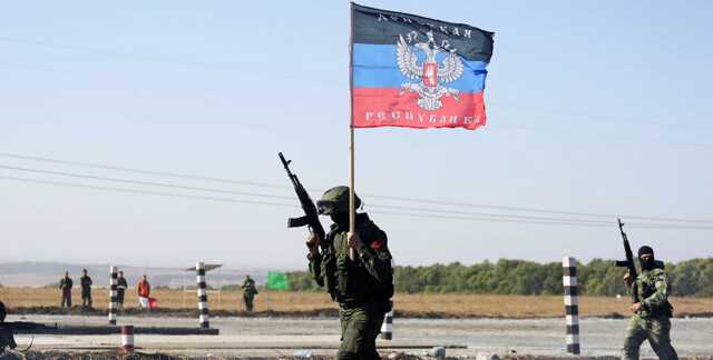 На Донбассе показали реалии жизни в оккупации: некоторые уже "переобулись"