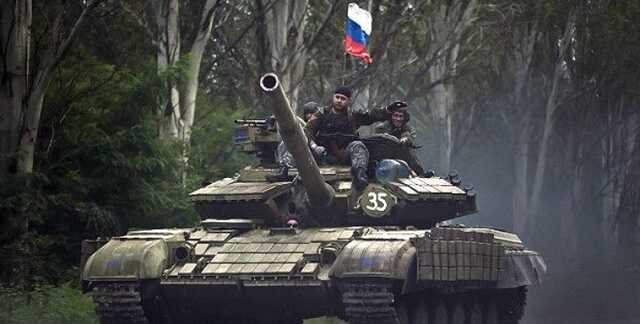 Из Мариуполя четвертый день подряд вывозят военную технику на фронт, — Андрющенко