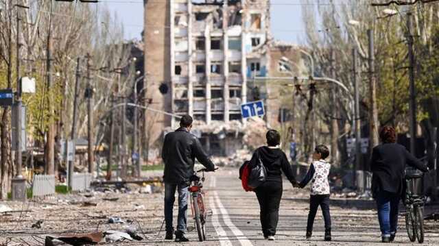 Мариупольцы охотятся на голубей, чтобы не умереть от голода, - СМИ