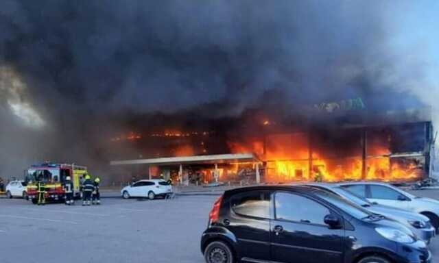 Дуда: на обстрел ТЦ с невинными людьми нужно ответить усилением военной поддержки Украины