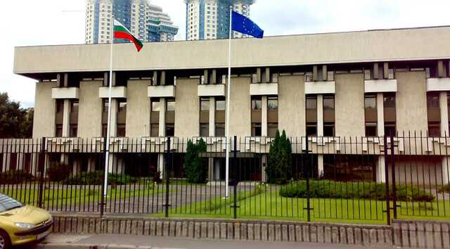 Болгария выгоняет 70 российских шпионов, которые работали в посольстве РФ