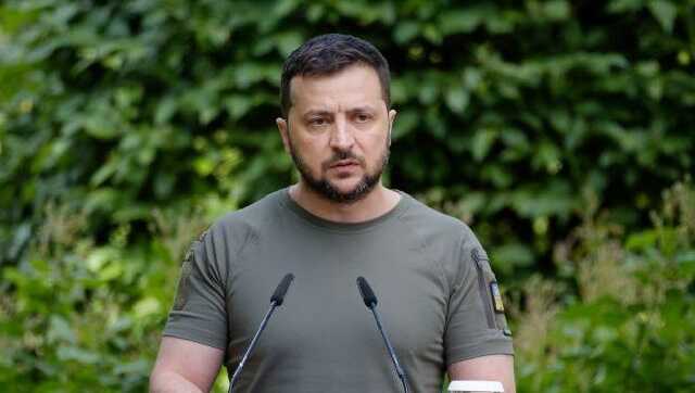 Зеленский: там, где мы теряем одного человека, Россия - пять