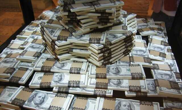 Самые богатые люди мира потеряли 1,4 трлн долларов с начала года, - Bloomberg