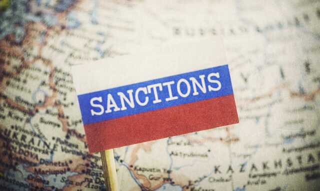 Более 30 российских оружейных магнатов не попали под западные санкции, - Reuters