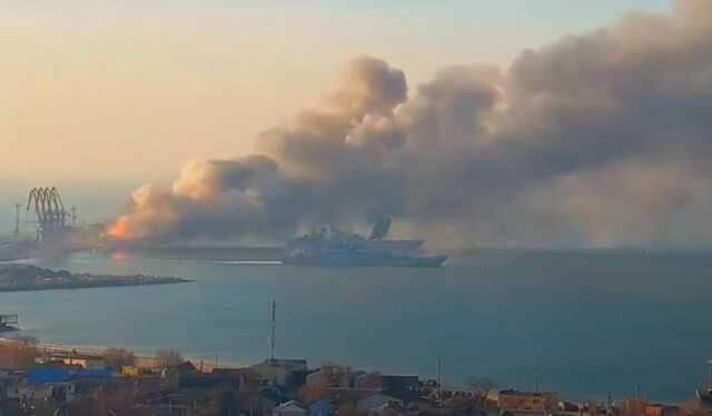 Оккупанты планируют направить на ремонт остатки потопленного ВСУ в Бердянске корабля "Саратов"